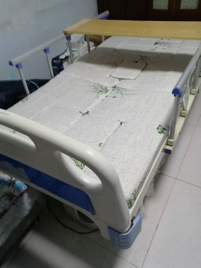 護(hù)理床出售